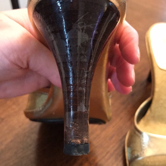 Gucci Rare Guccissima Gold Slides 6 1/2 - Picture 5 of 15